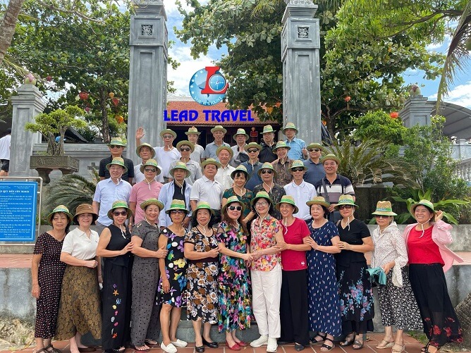 tour đi biển quỳnh